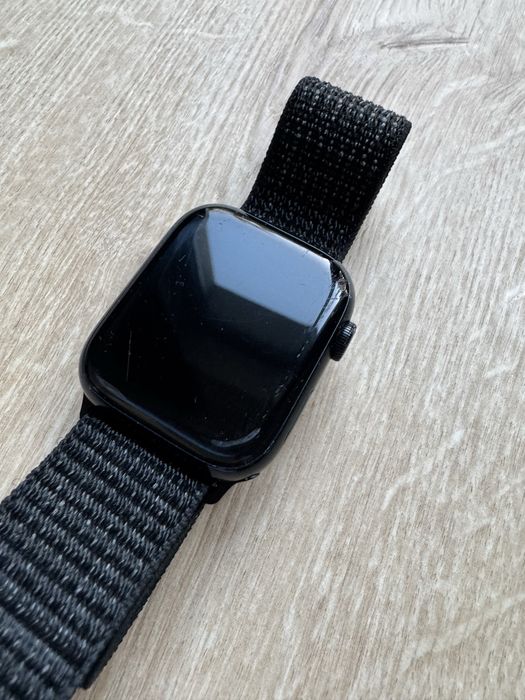 Apple Watch 7 45mm czarny