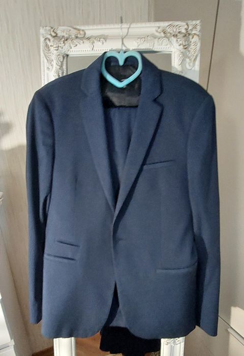 Чоловічий костюм