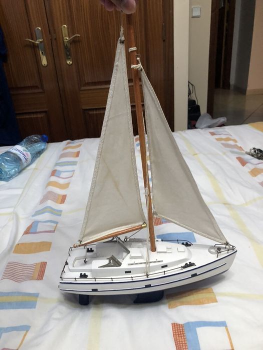 Carros/barco de brincar