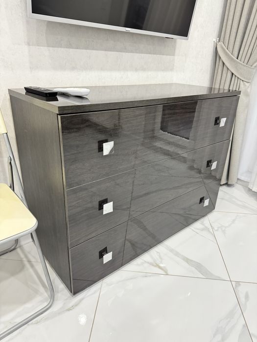 Комод в спальню/гостиную