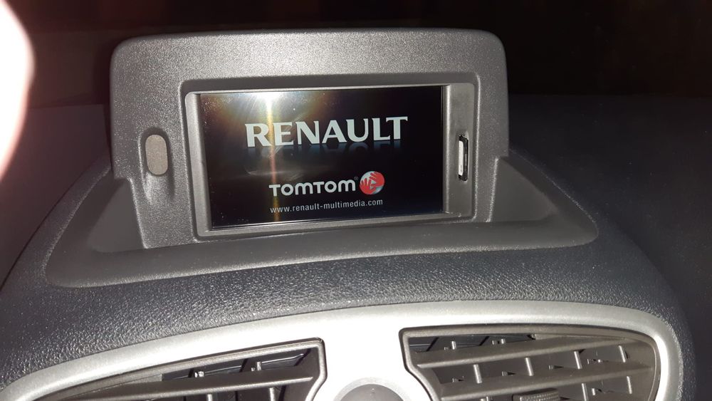Europa Renault Carminat TomTom Maio 2026 para Cartão GPS SD v1170