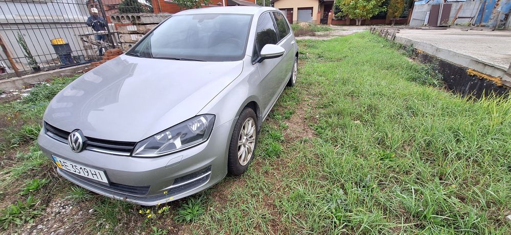 Продам Golf 7 2013года