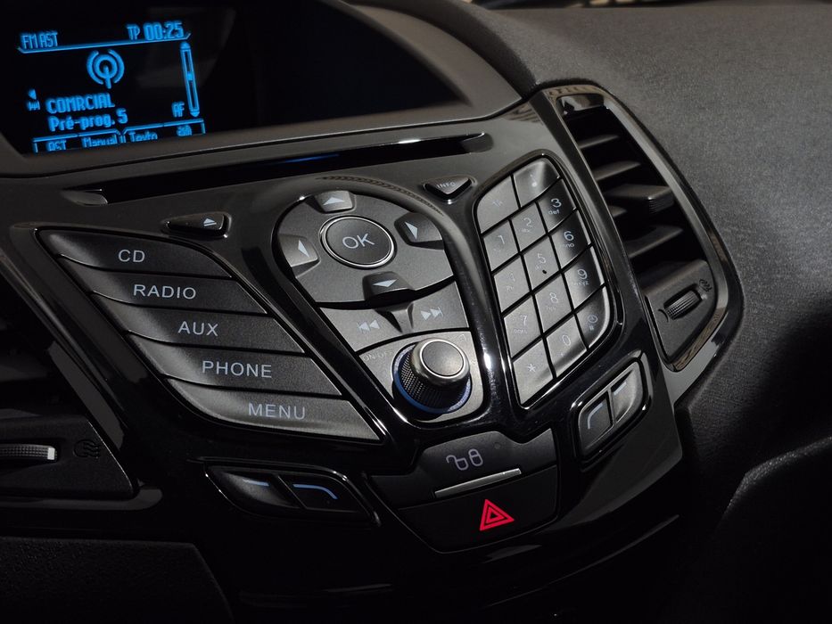 Ford Fiesta — fotografia 9