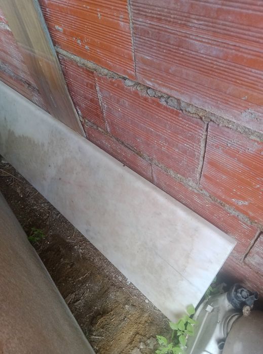 Pedra mármore em bom estado