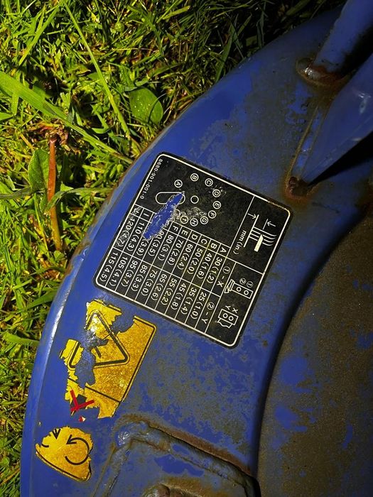 Iseki sxg 326 kosisko agregat koszący deck traktorek kosiarka 137 cm