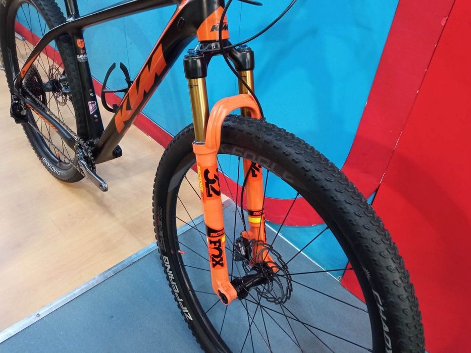 Ktm full carbono