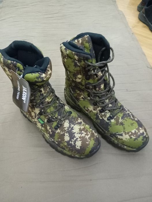 Самая лёгкая военная теплая обувь .