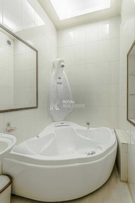 Продаж Квартира 3кімн 83м2 вул Велика Васильківська Центр