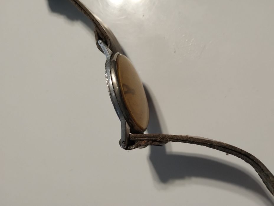 Stary zegarek mechaniczny