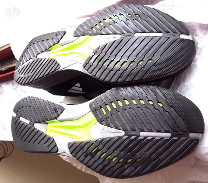 44€ portes incluídos Adidas RC4 42 2/3, minhas avaliac OLX 7 EXCELENTE
