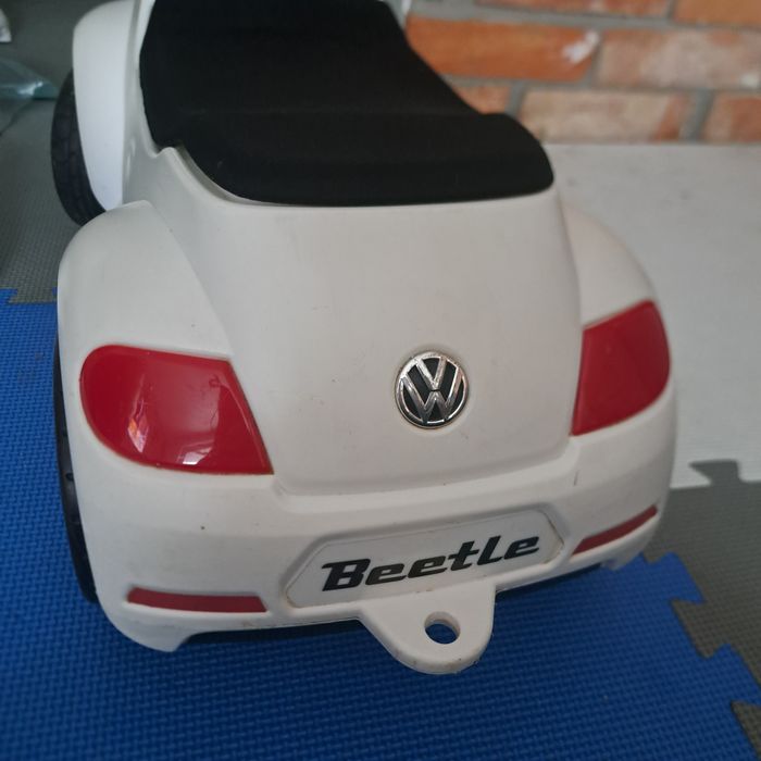 Jeździk odpychacz  auto samochod dla dziecka biały VW Beetle