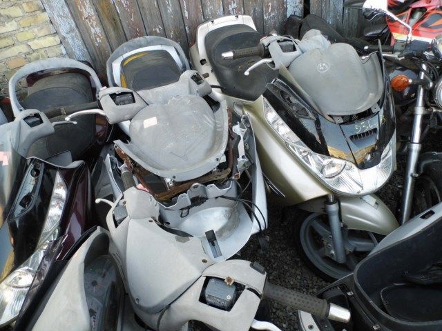 PIAGGIO X8 125 CCM 4T SILNIK czesci lagi koło lampa licznik XEVO