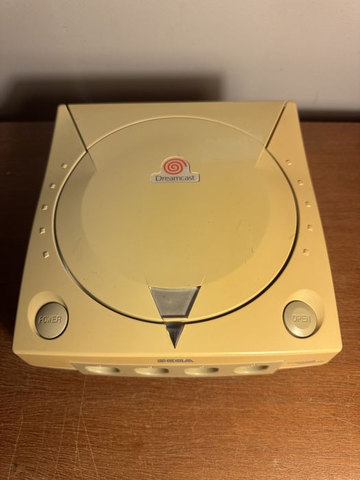Sega Dreamcast - uszkodzona, nie czyta płyt, pod GDEMU