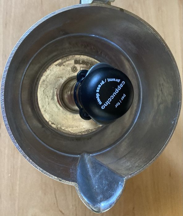 Гейзерна кавоварка Bialetti Mukka