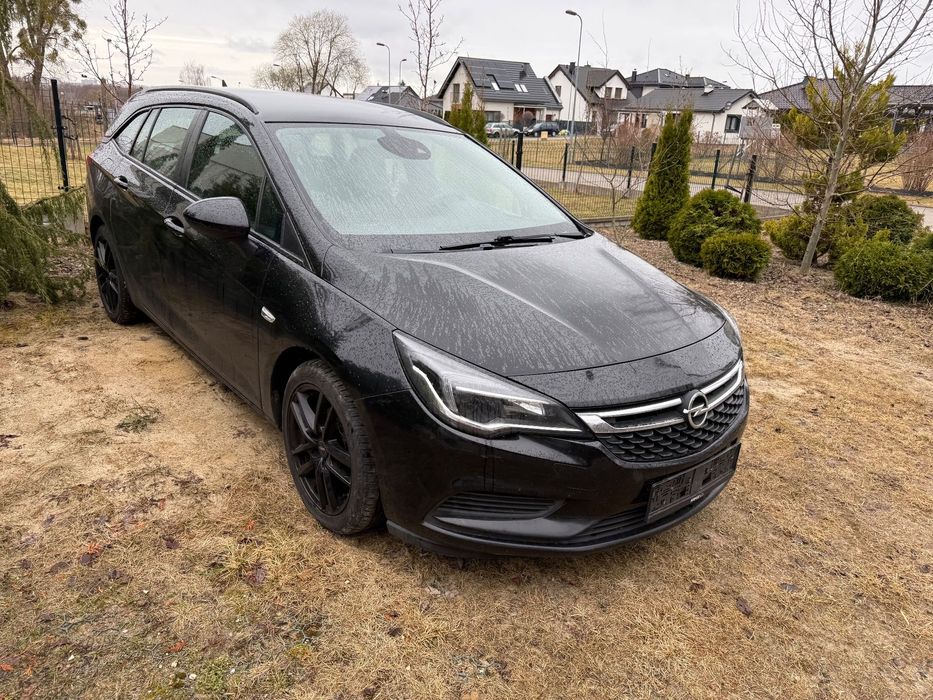 Opel Astra 2018**dobra opcja**prosto z Niemiec**NAVIGACJA**dobra opcja