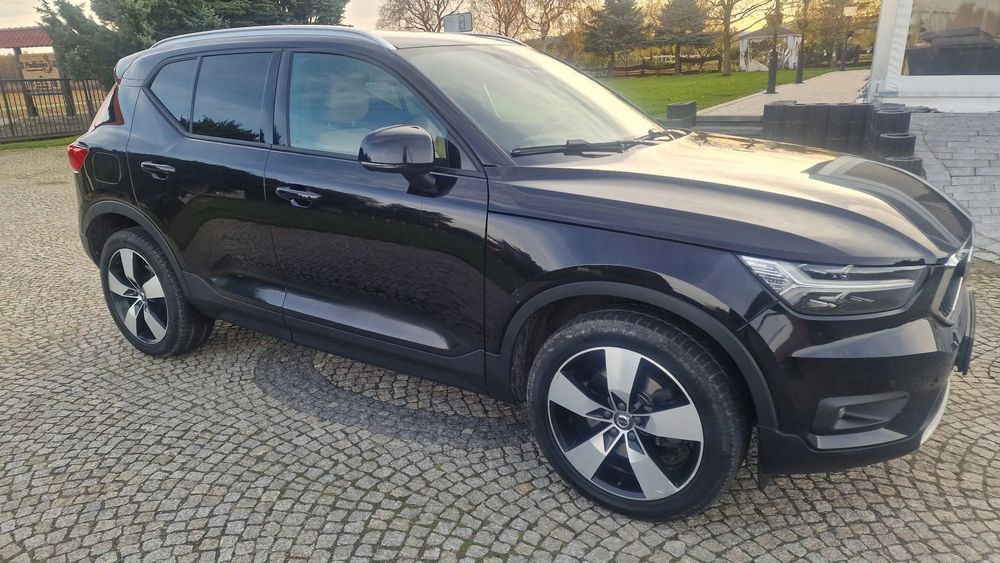 Volvo XC 40 Volvo XC40 D4 AWD Momentum 2018 | 190 KM, 400 Nm | Bezpieczny SUV rodz