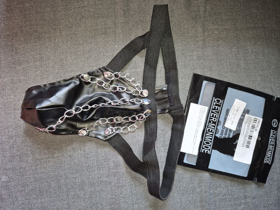 Super wygodne seksi stringi z kieszonką