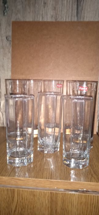 Високі стакани для холодних напоїв