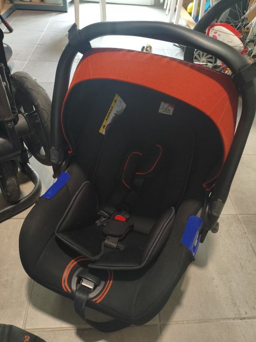 Ovinho, cadeira e carro Jané