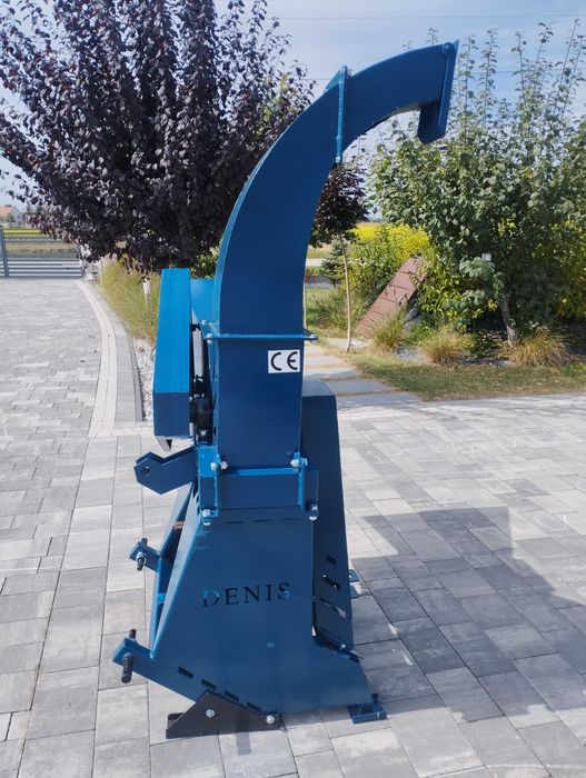 Rębak bębnowy Denis R-12  do gałęzi 12 cm wysyłka półautomat Nowy