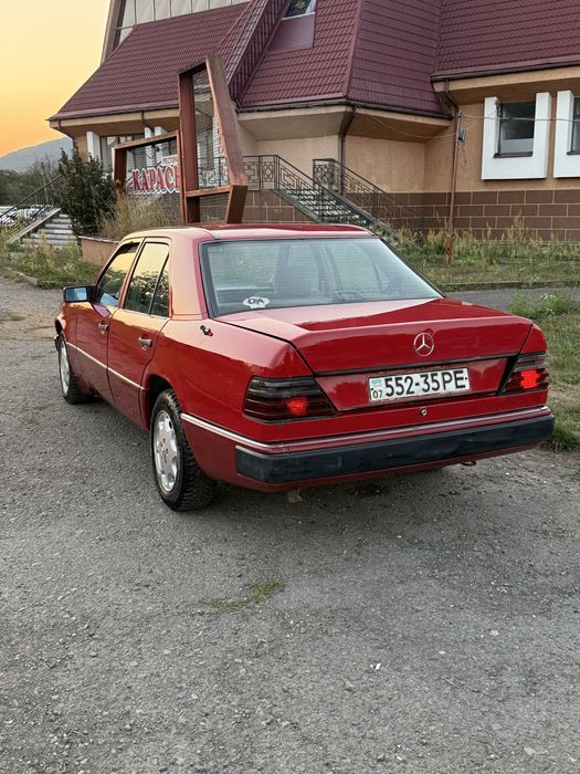 Mercedes-Benz 200D 124