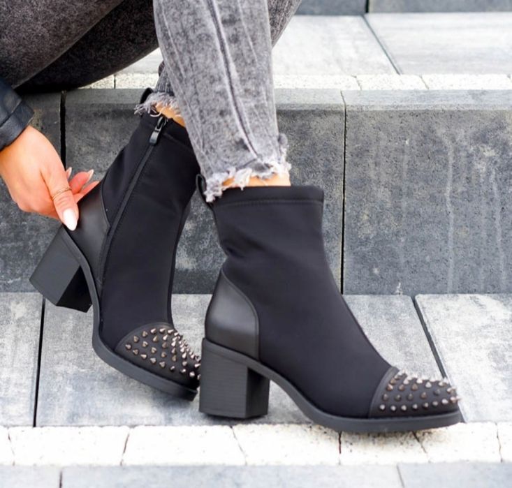 36 37 38 botki 39 40 41 workery z dżetami kolcami na obcasie słupku