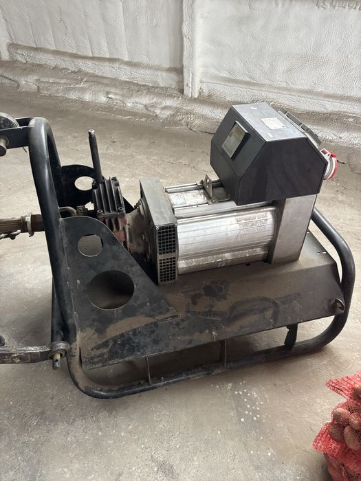 Продам генератор від ВОМ 30 кв Дизельний Генератор