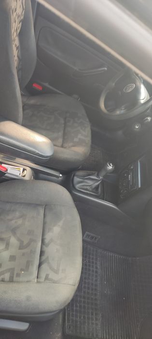 Volkswagen Golf 4