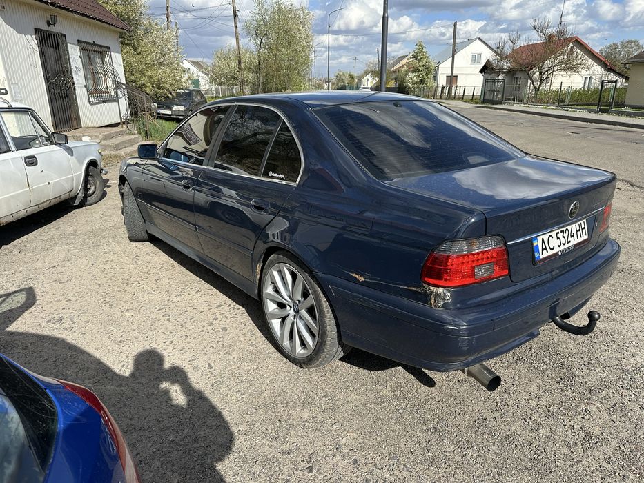 Продам терміново BMW E39 520d 2001