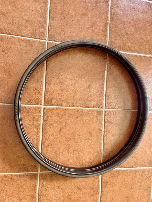 Pneus Pirelli P Zero   700x28.
