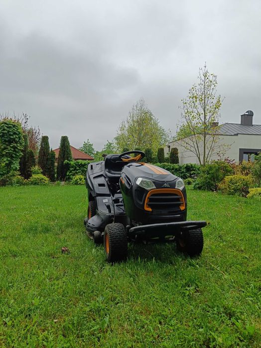 Traktor koszący McCulloch  Kosiarka M200-107