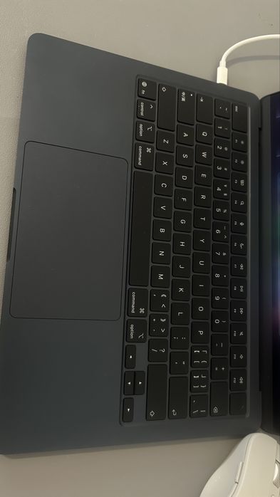 Macbook Air 13 M4 16GB RAM 256GB SSD
