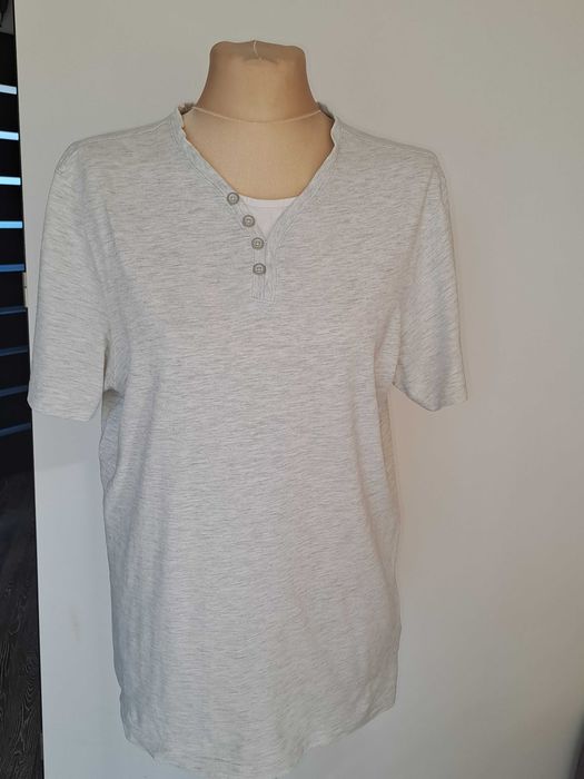 T-shirt męski marki Montego - rozmiar M