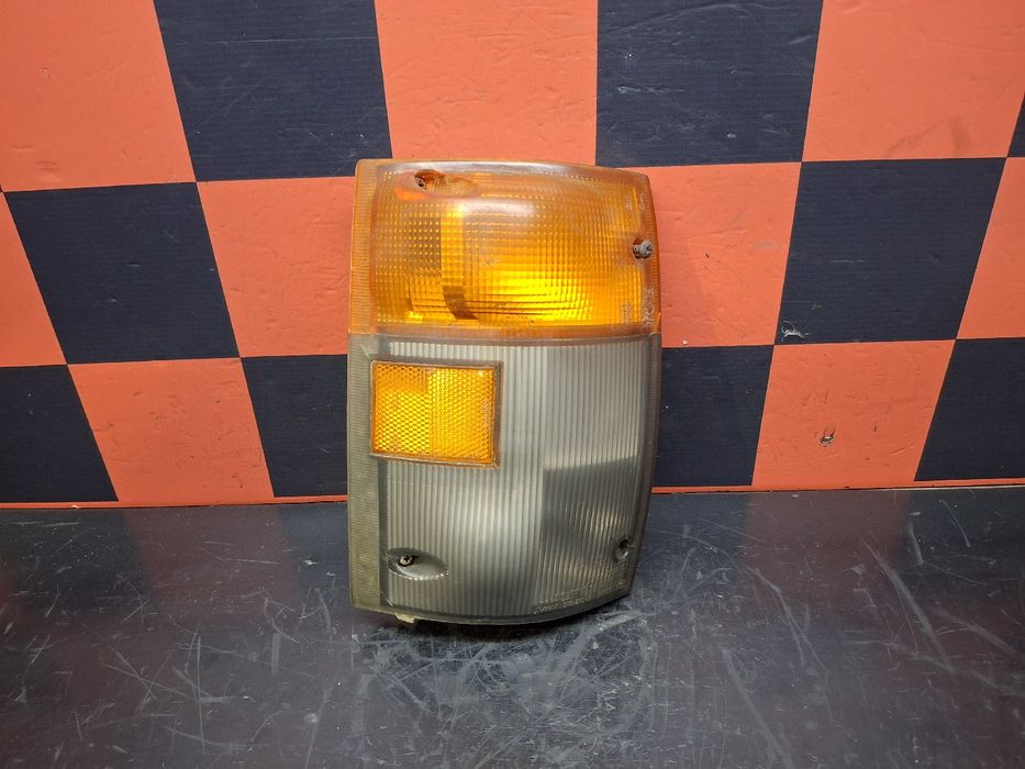 Pisca frente direito ISUZU ELF (NHR6_, NKR6_, NKR7_, NKS7_)