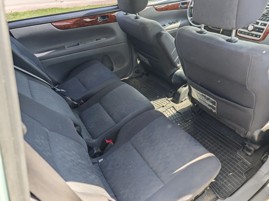Toyota Avensis Verso