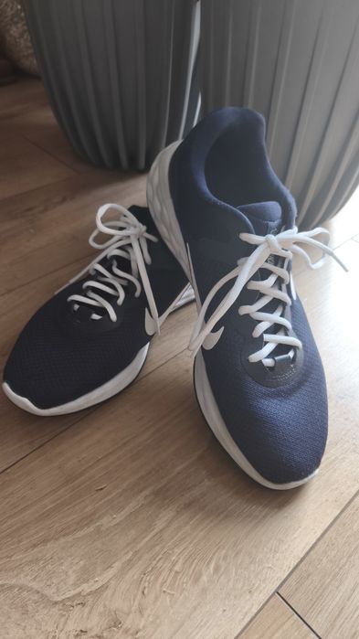 Nike revution 6 Dc3728-401 rozmiar 45