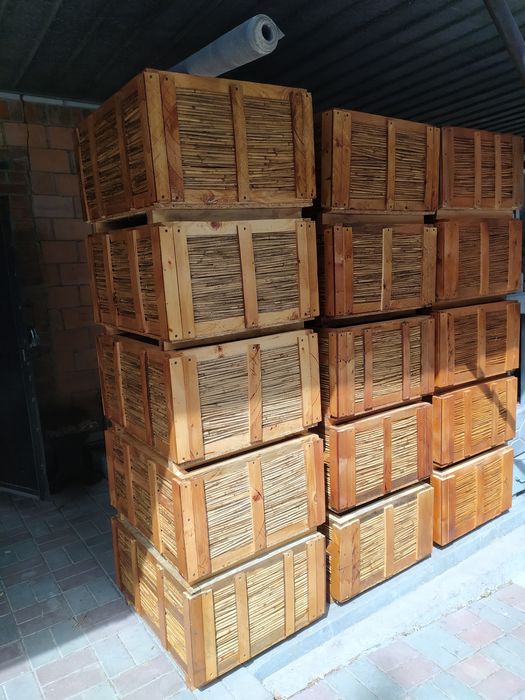 Нові вулики з очерету, корпуси вуликів 15-рамочні