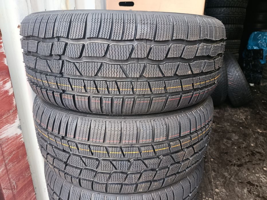 Opony Zimowe 225/40R18 Bieżnikowane Komplet Jasło