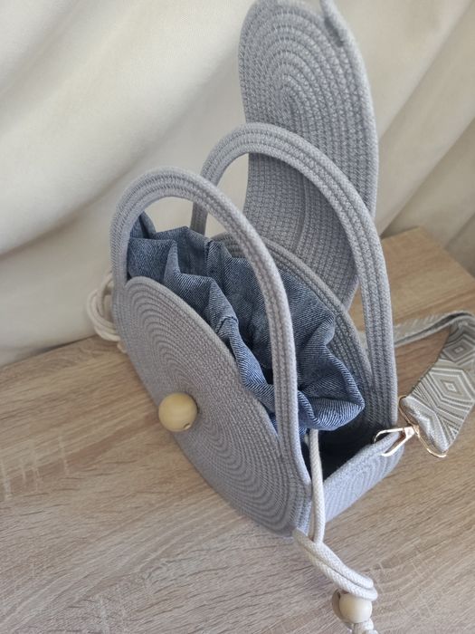 Кругла сумка ручної роботи з бавовняного шнура