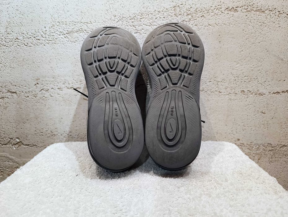 Damskie sneakersy NIKE AIR MAX AXIS r.38