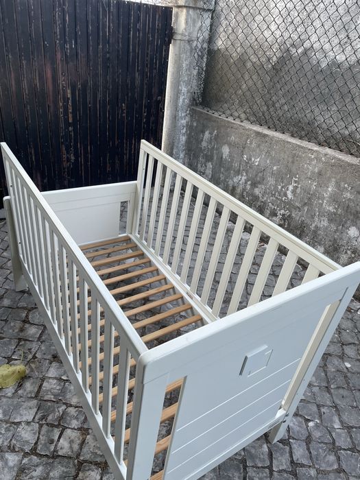 Cama de criança/ Berço