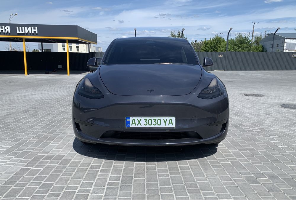 Tesla Model Y Long Range AWD | Dual Motor | 2021/2022