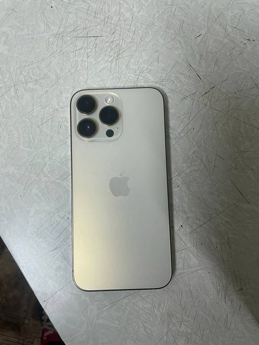 Продам айфон 14про макс