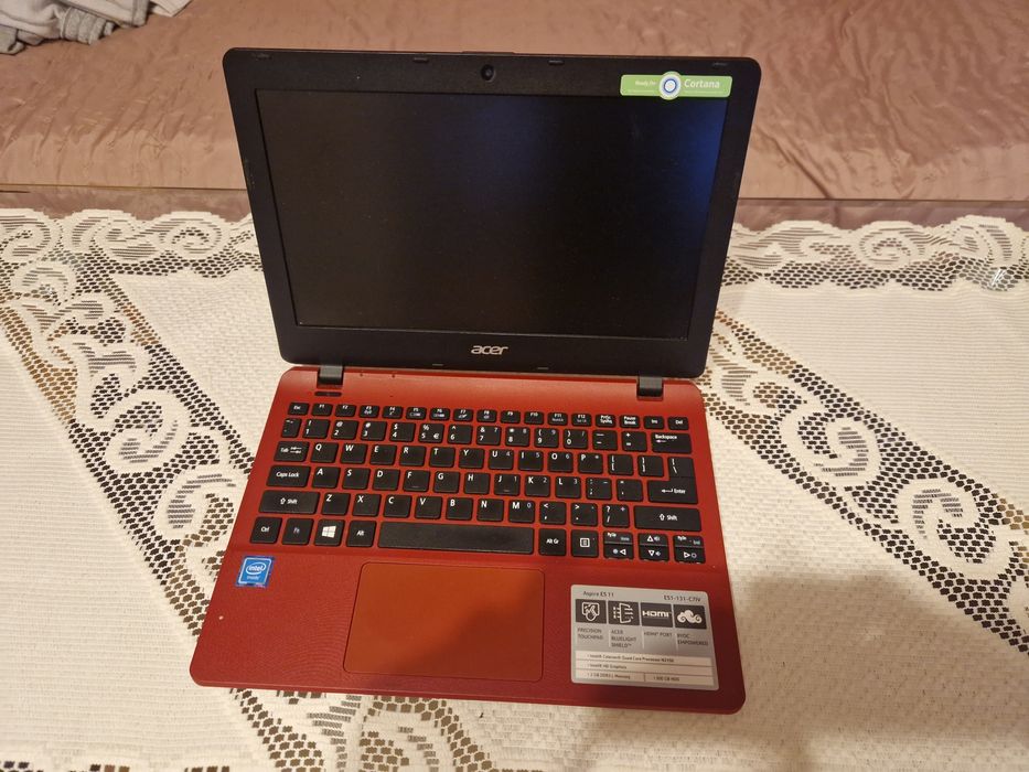 Laptop Dell aspire es11