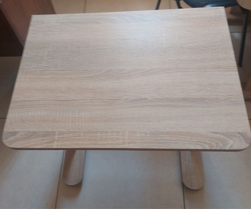 Продам столи офісні