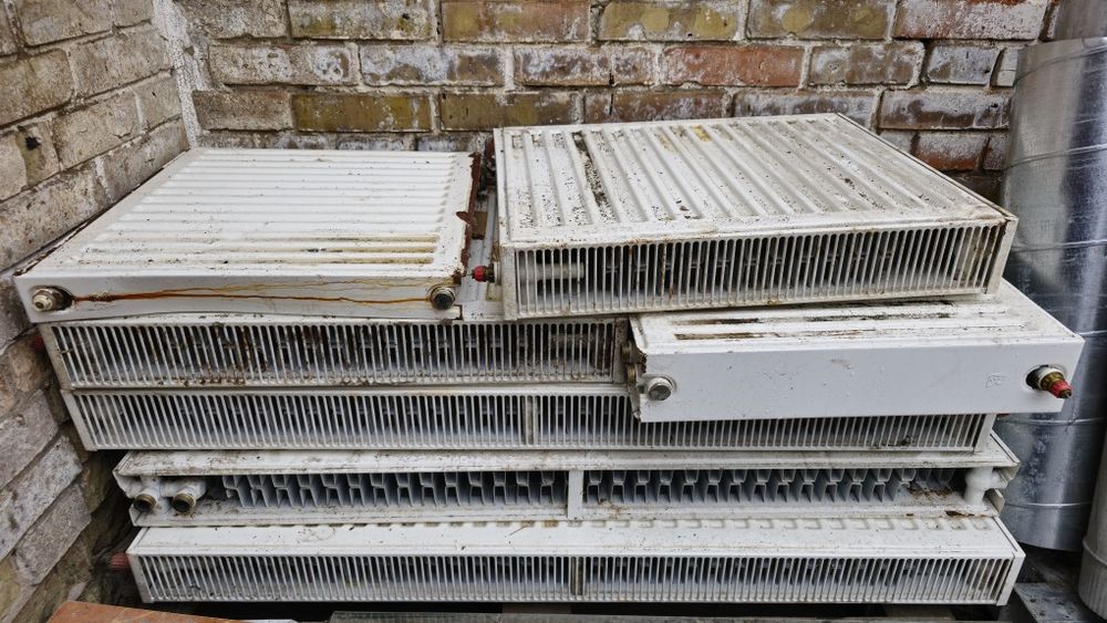 Продаются стальные радиаторы б/у