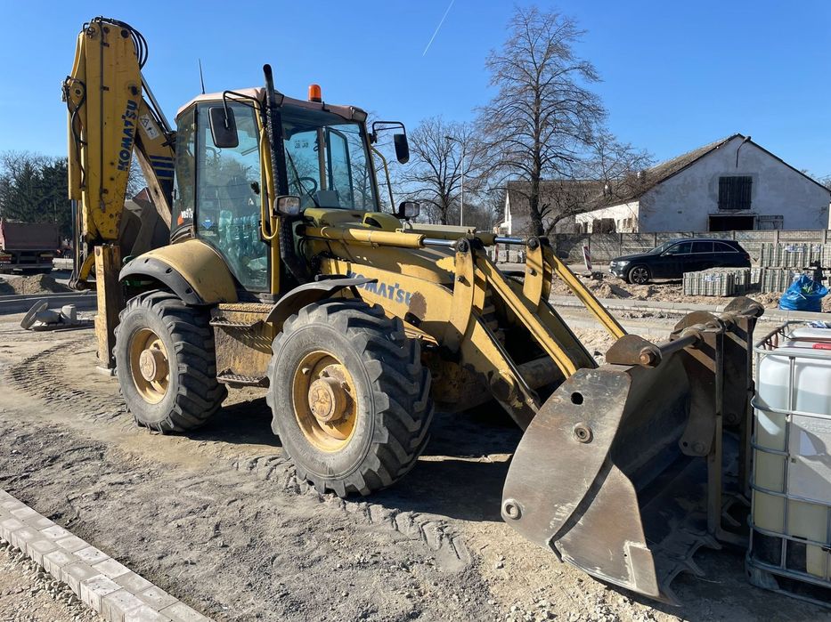 Komatsu WB 97S  WB97S równe koła, dobry stan! OKAZJA!