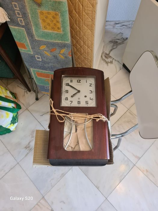 Relogio de parede velho