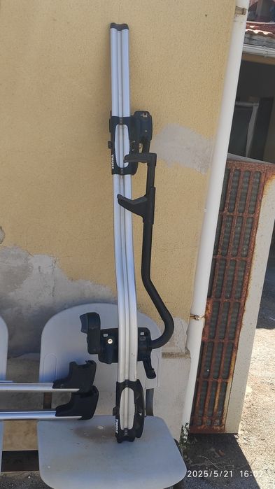 Barras de tejadilho e suporte de bicicleta