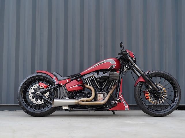 Harley-Dawidson Breakout